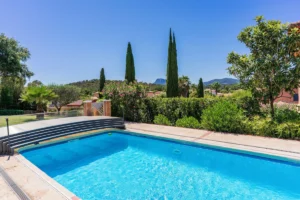 c1d61652 Clonik Location Ferienhaus